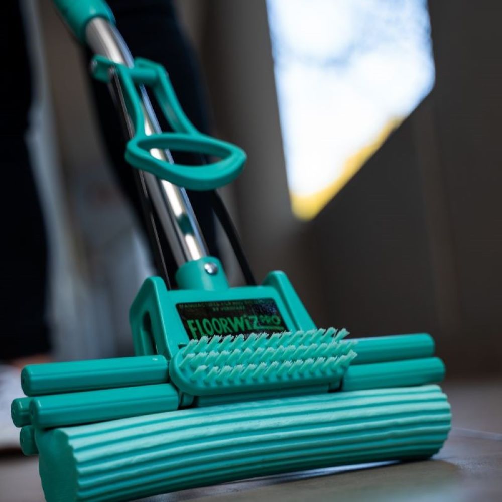 Floorwiz Pro & Brush Attachment | PVA Sponge Mop - Verimark